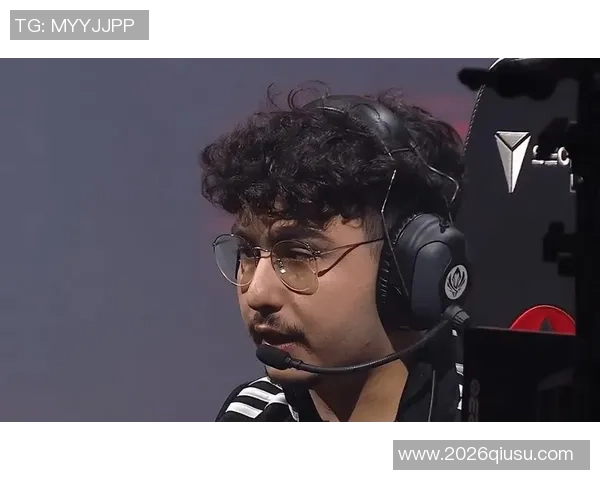 瓦塞尔上半场表现惊艳5投全中三分球2中2轻松拿下14分 瓦塞尔上半场表现惊艳5投全中三分球2中2轻松拿下14分