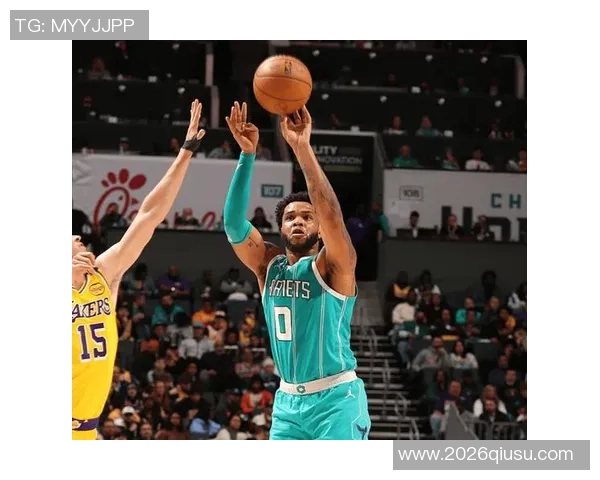 迈尔斯布里奇斯表现出色14投6中贡献17分4篮板三分球命中率高达50