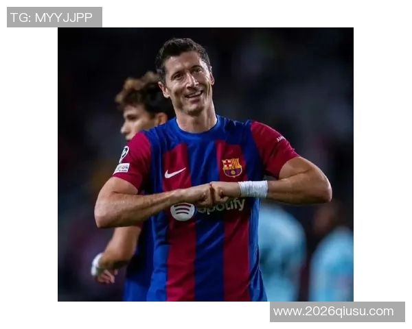 莱万37岁身价降至千万级别仍紧随梅罗本季12轮贡献8球2助攻表现不俗 莱万37岁身价降至千万级别仍紧随梅罗本季12轮贡献8球2助攻表现不俗